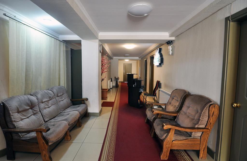 Sun Rise Hotel Tbilisi Exterior foto