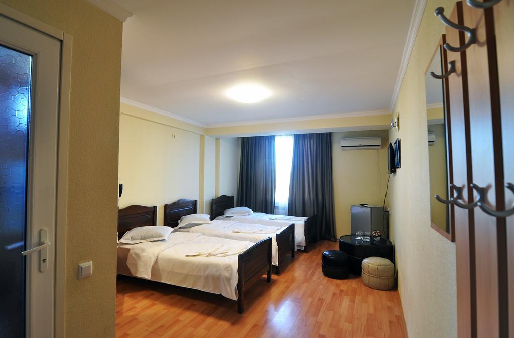 Sun Rise Hotel Tbilisi Quarto foto