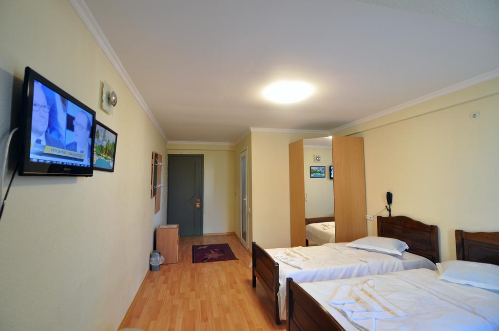 Sun Rise Hotel Tbilisi Quarto foto
